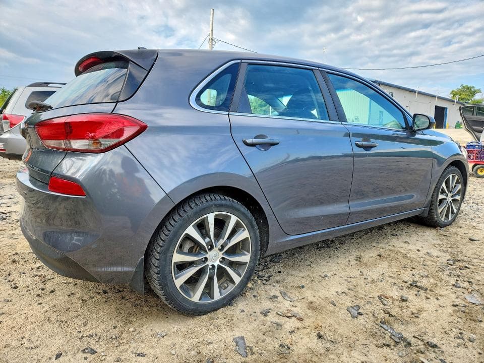 2018 HYUNDAI ELANTRA GT BASE 3