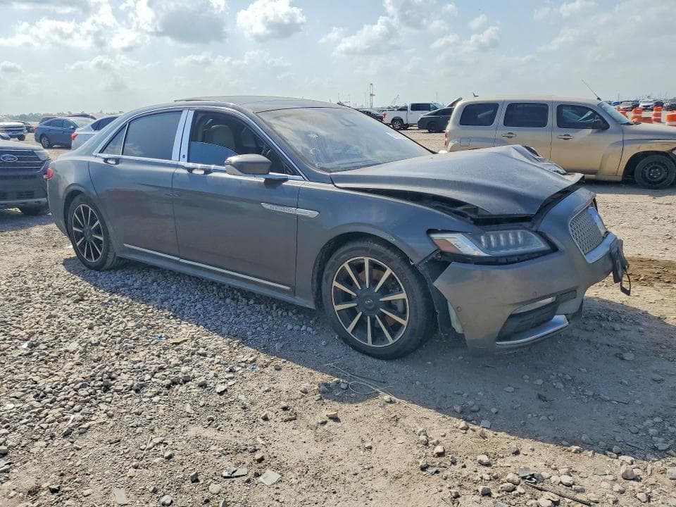 2017 LINCOLN CONTINENTAL RESERVE 4