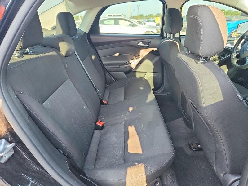 2018 FORD FOCUS SE 10