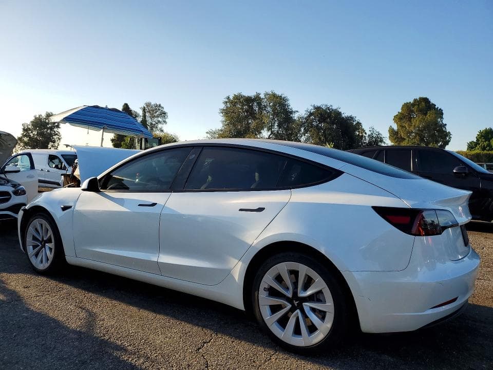 2023 TESLA MODEL 3 2