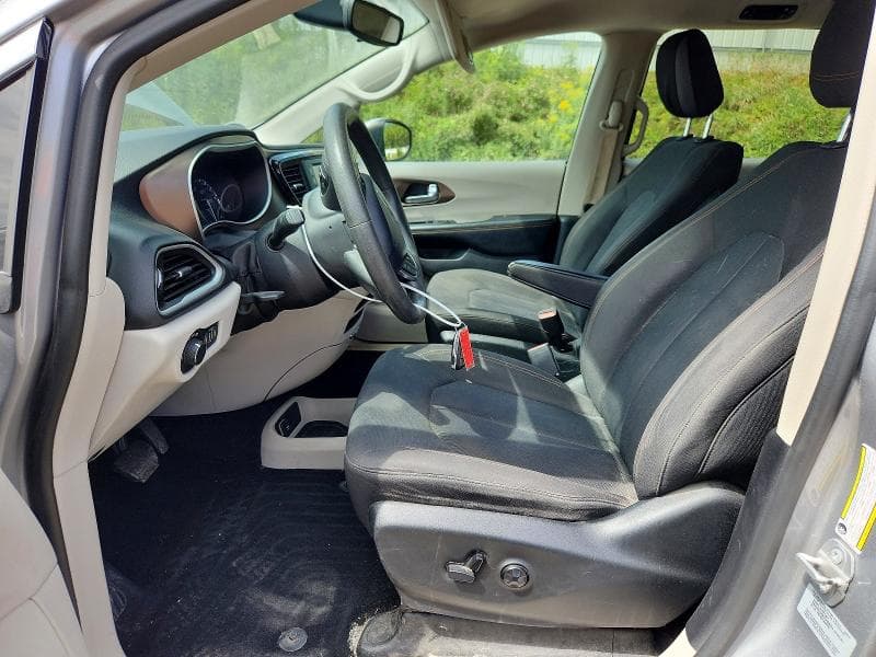 2017 CHRYSLER PACIFICA LX 7
