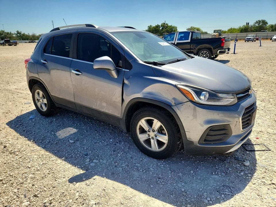 2020 CHEVROLET TRAX 1LT 4