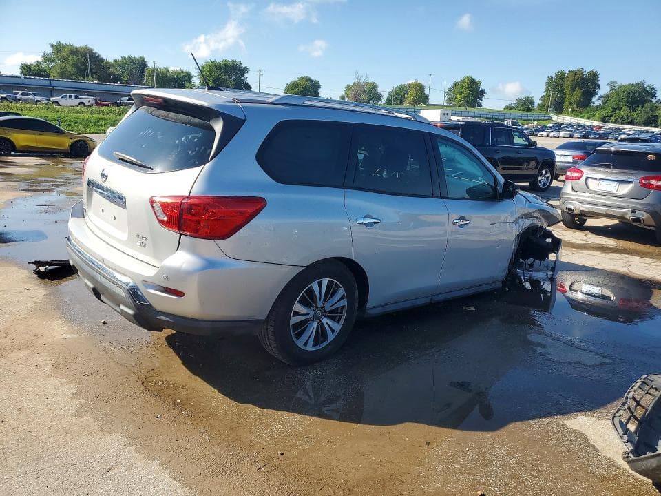 2017 NISSAN PATHFINDER SV 3