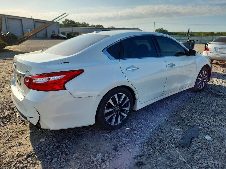 2017 NISSAN ALTIMA 2.5 SL 3