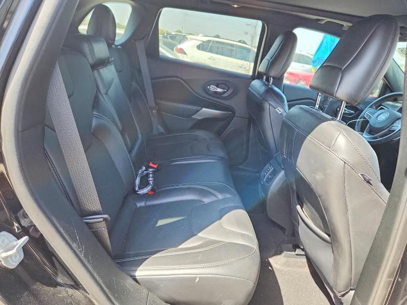2021 JEEP CHEROKEE LATITUDE LUX 11
