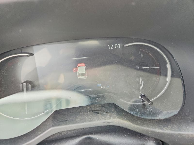 2019 TOYOTA RAV4 LIMITED 9