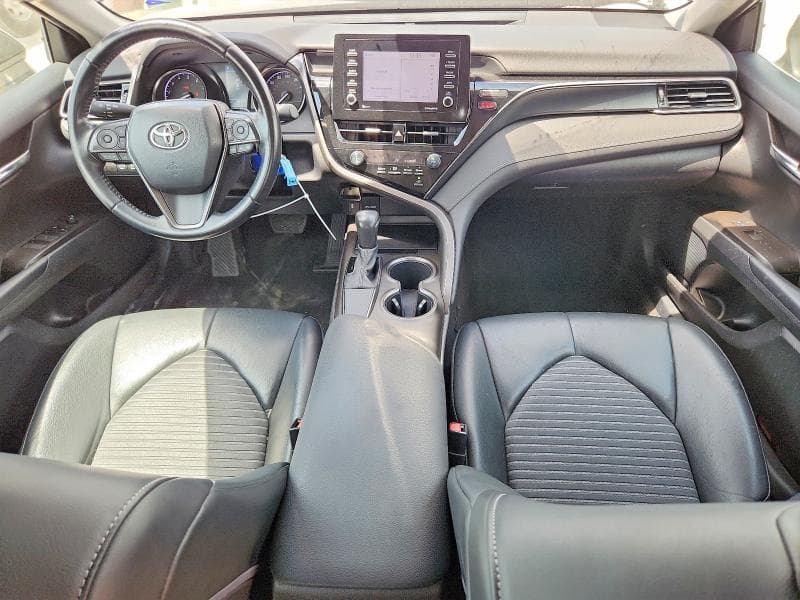 2021 TOYOTA CAMRY SE 8