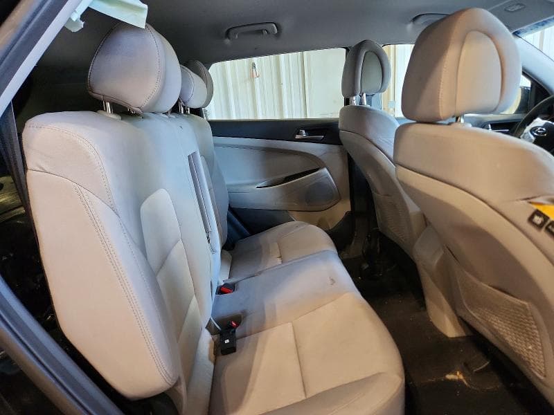 2017 HYUNDAI TUCSON SE 11