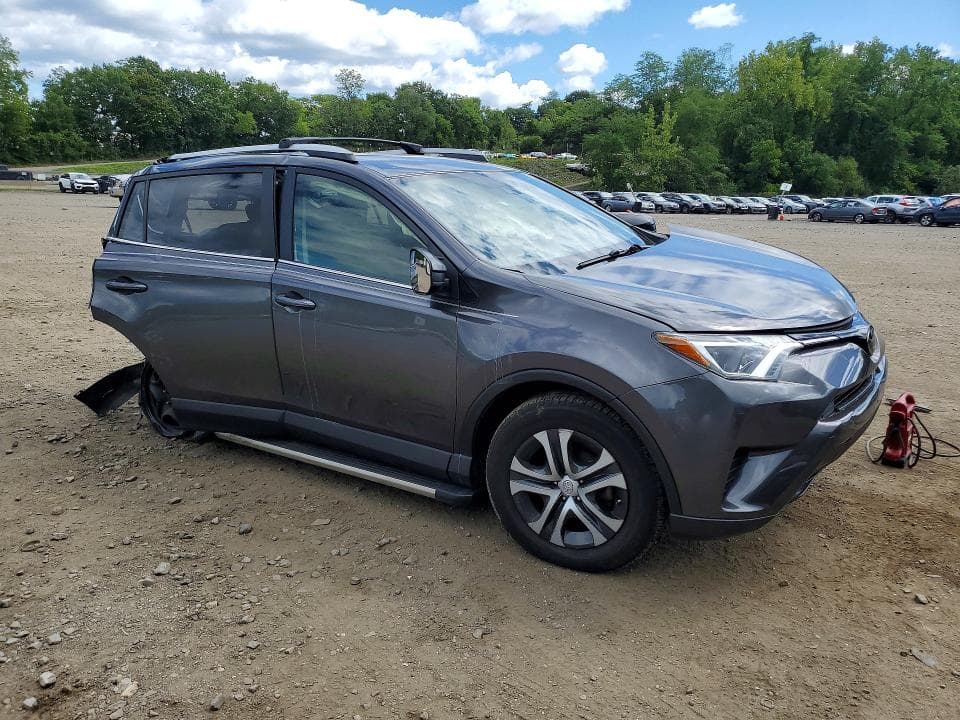 2018 TOYOTA RAV4 LE 4