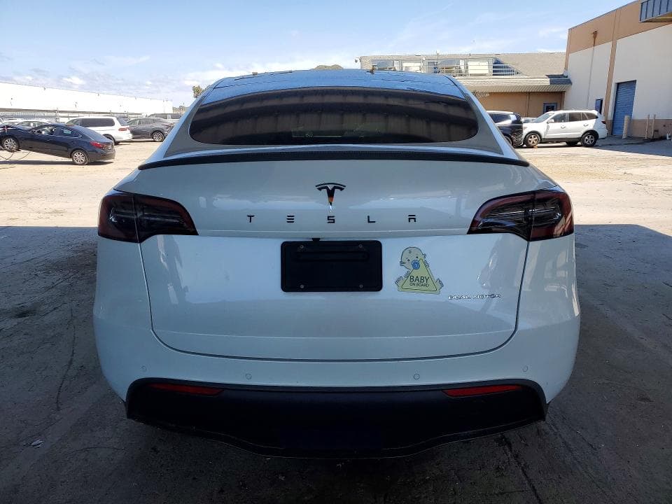 2022 TESLA MODEL  Y 6