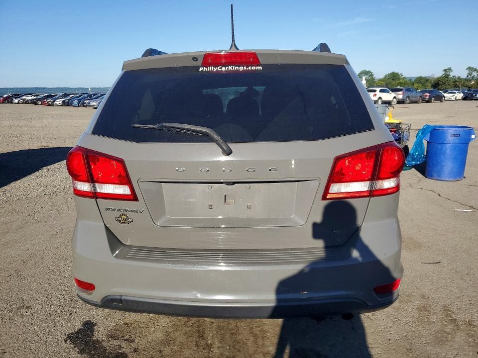 2019 DODGE JOURNEY SE 6