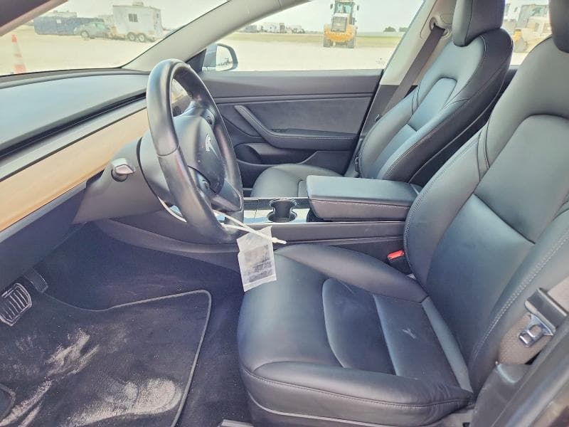 2018 TESLA MODEL 3 7