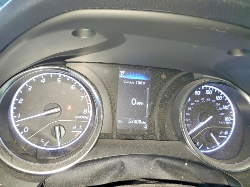 2018 TOYOTA CAMRY SE 9