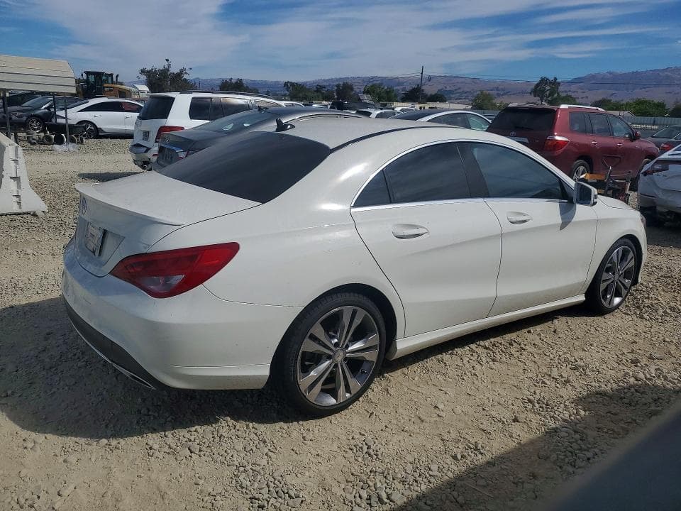 2018 MERCEDES-BENZ CLA 250 3