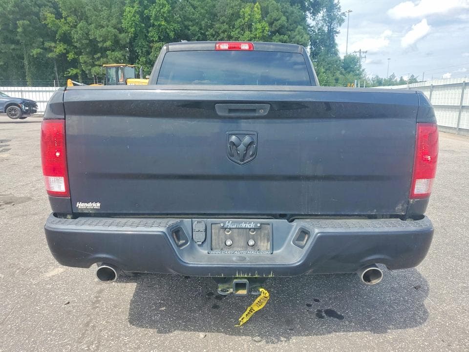 2017 RAM 1500 ST 6