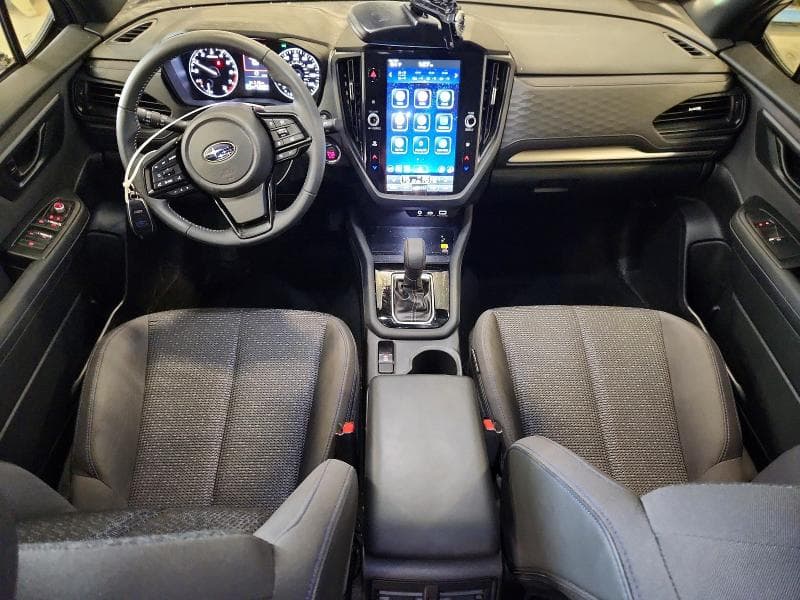 2025 SUBARU FORESTER PREMIUM 8