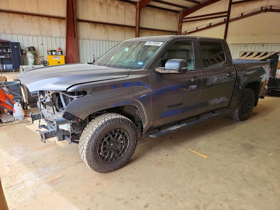2025 TOYOTA TUNDRA SR5