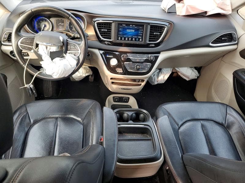 2018 CHRYSLER PACIFICA TOURING L 8