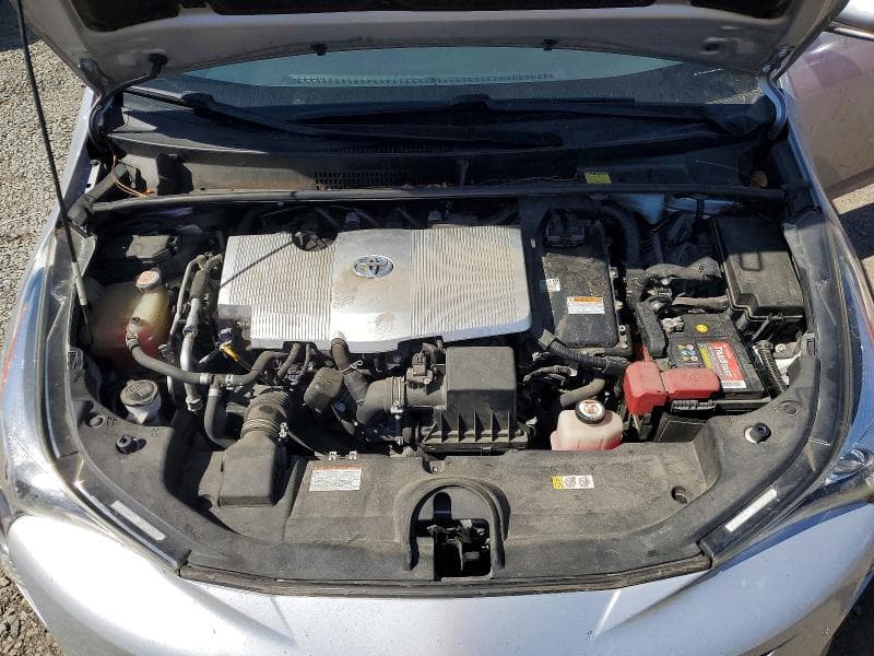 2017 TOYOTA PRIUS FOUR TOURING 11