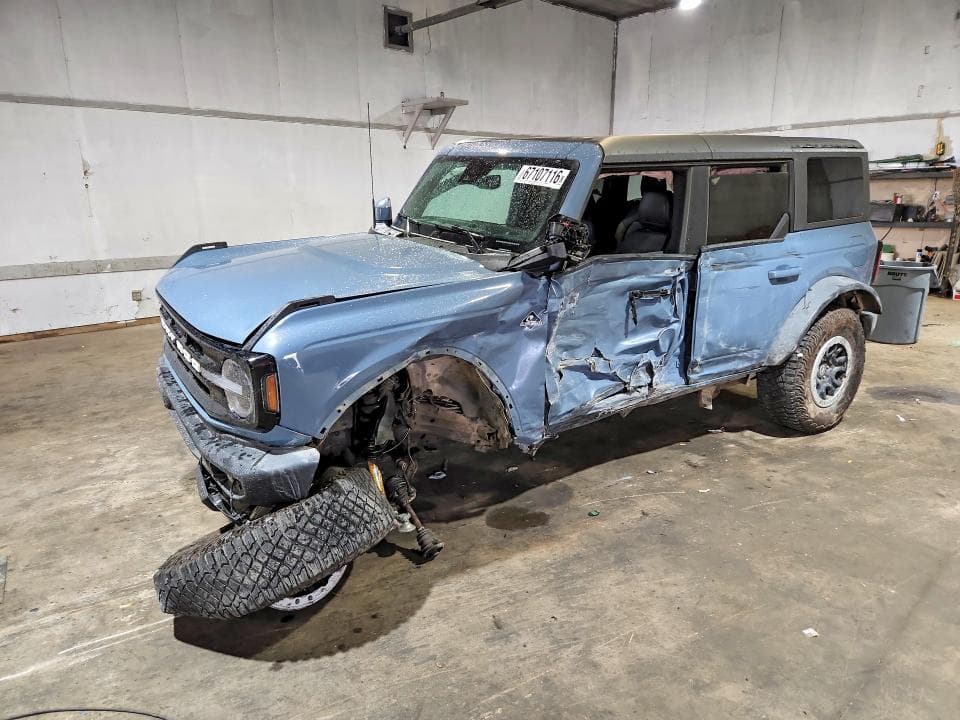 2024 FORD BRONCO OUTER BANKS - 1