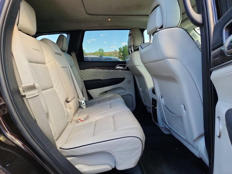 2017 JEEP GRAND CHEROKEE SUMMIT 11