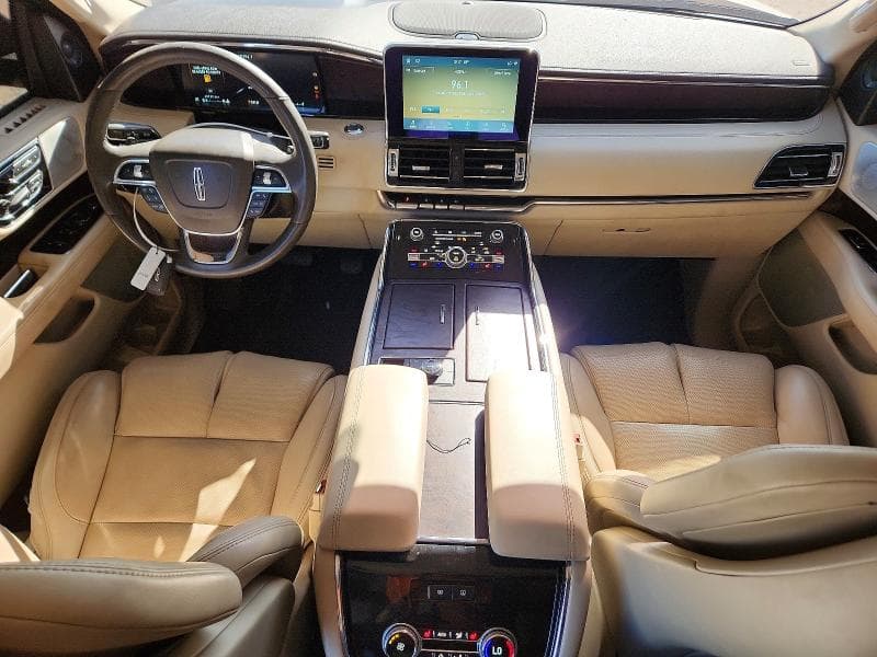 2020 LINCOLN NAVIGATOR RESERVE 8