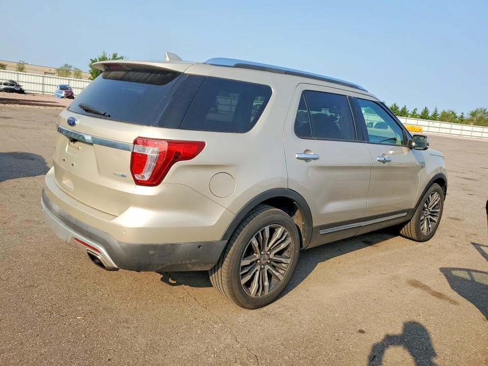 2017 FORD EXPLORER PLATINUM 3