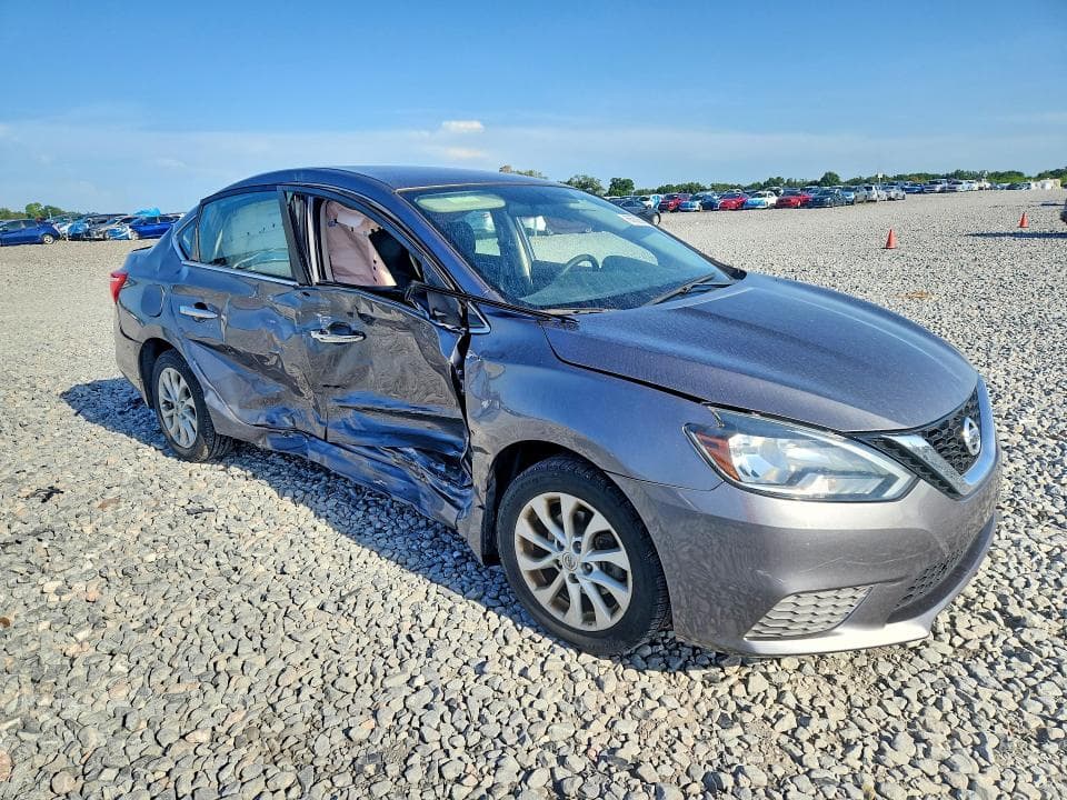 2019 NISSAN SENTRA SV 4