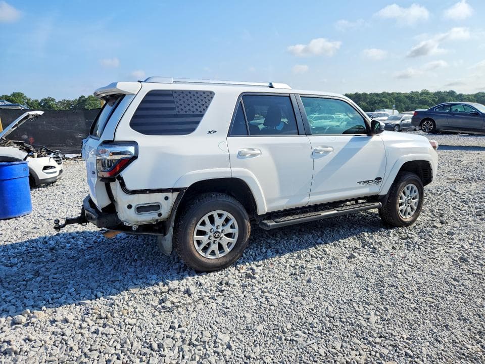 2018 TOYOTA 4RUNNER SR5 3
