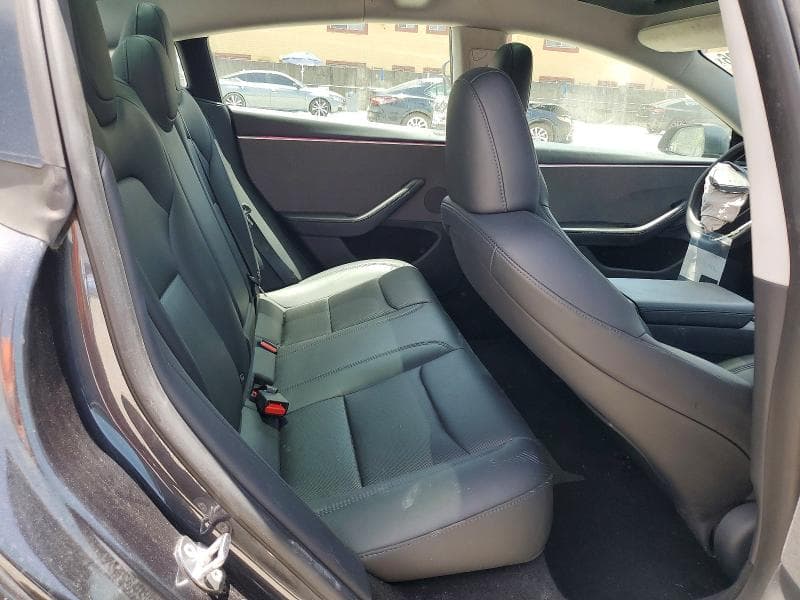 2025 TESLA MODEL 3 10