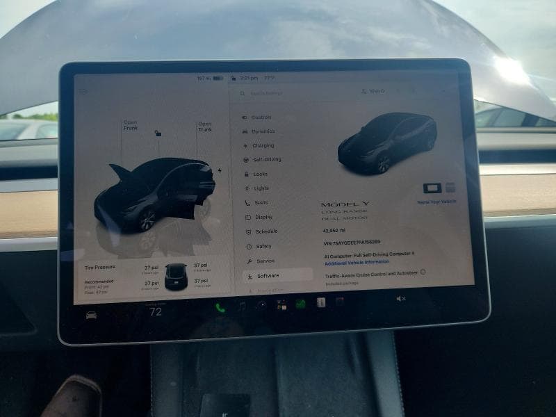 2023 TESLA MODEL Y 9
