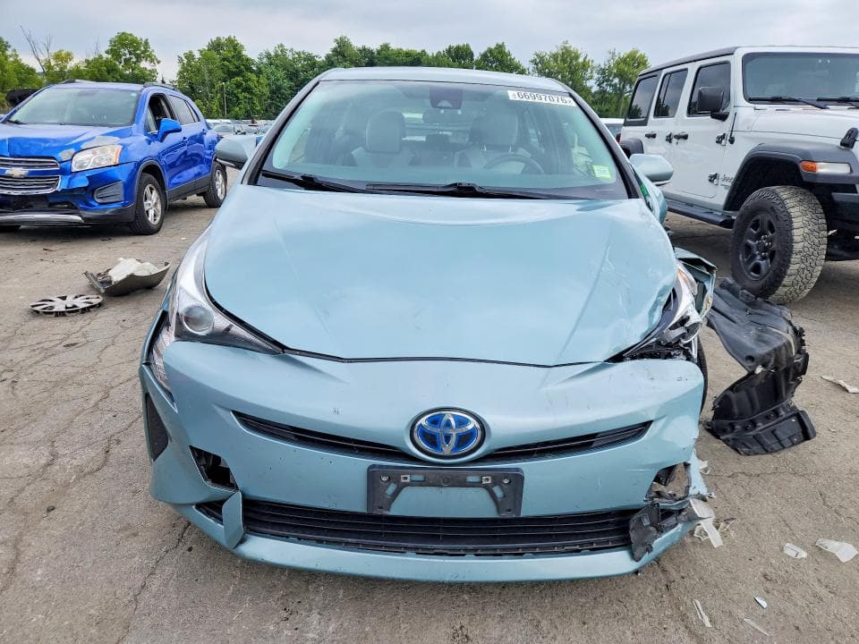 2017 TOYOTA PRIUS TWO 5