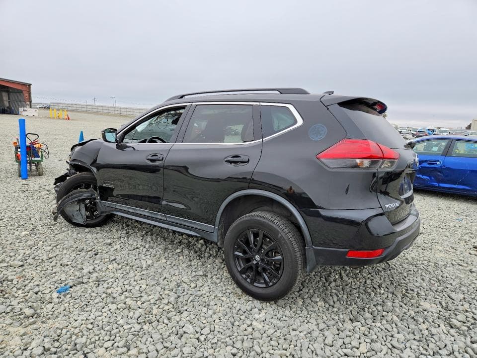 2017 NISSAN ROGUE SV 2