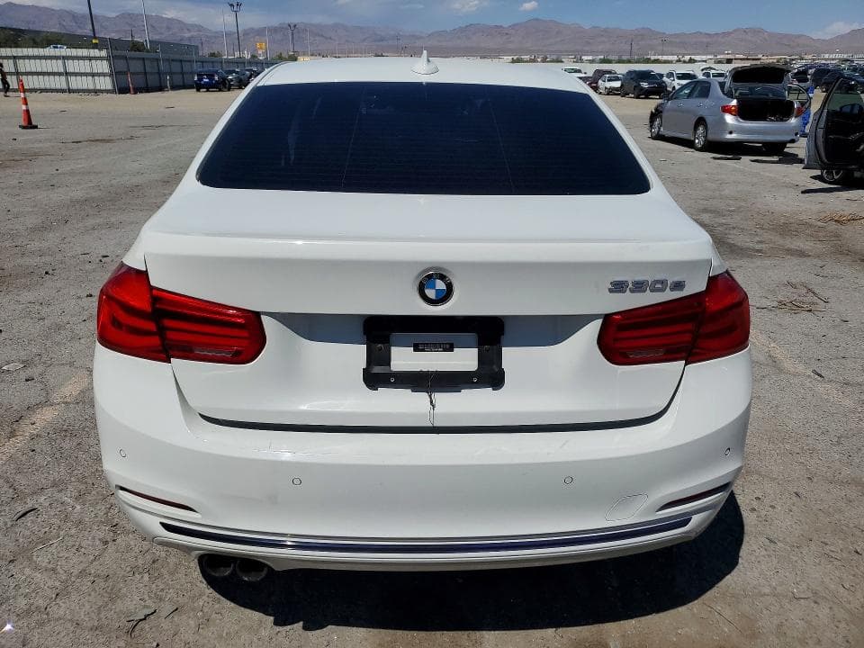 2017 BMW 330E 6