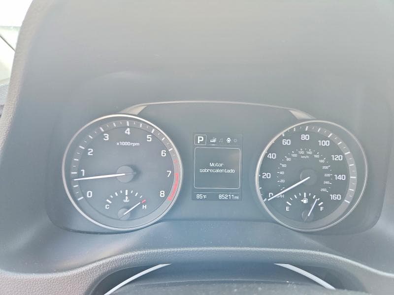 2018 HYUNDAI ELANTRA SEL 9