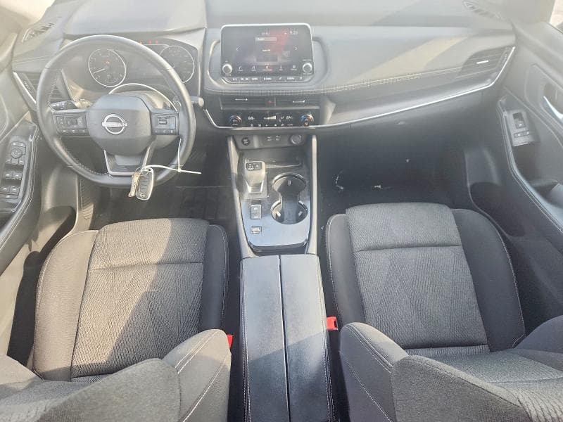 2025 NISSAN ROGUE SV 8