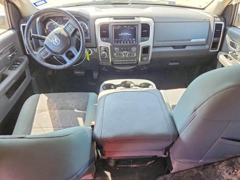 2019 RAM 1500 CLASSIC SLT 8