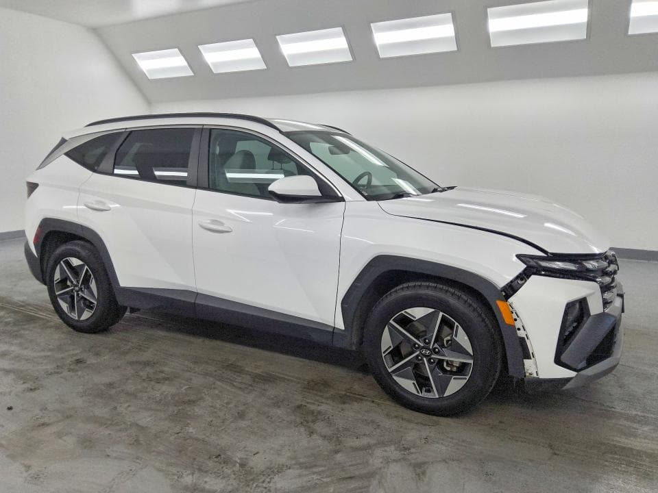 2025 HYUNDAI TUCSON SEL 4