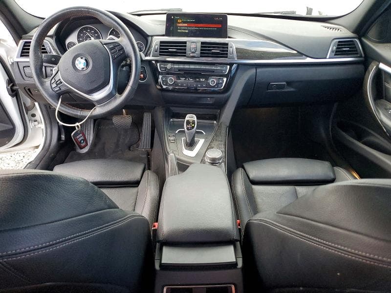 2018 BMW 330 I 8