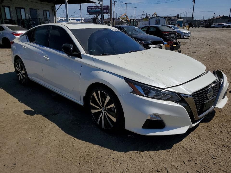 2020 NISSAN ALTIMA SR 4