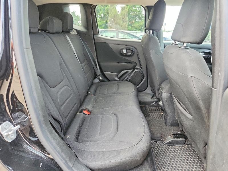 2019 JEEP RENEGADE LATITUDE 11