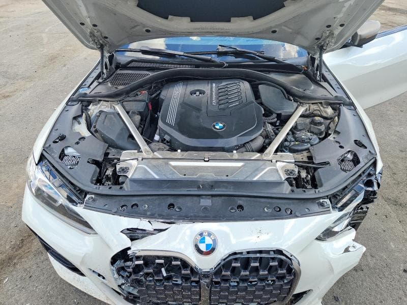 2021 BMW M440XI 11