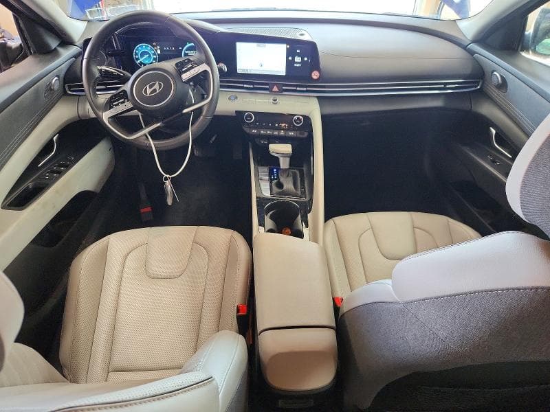2025 HYUNDAI ELANTRA LIMITED 8
