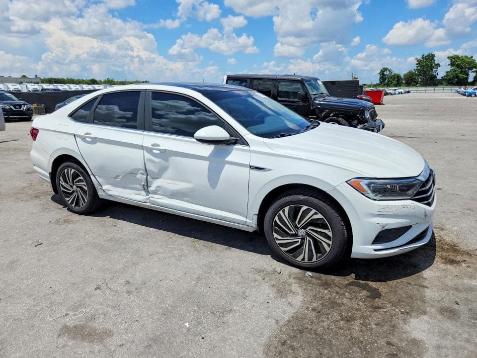 2020 VOLKSWAGEN JETTA SEL 4