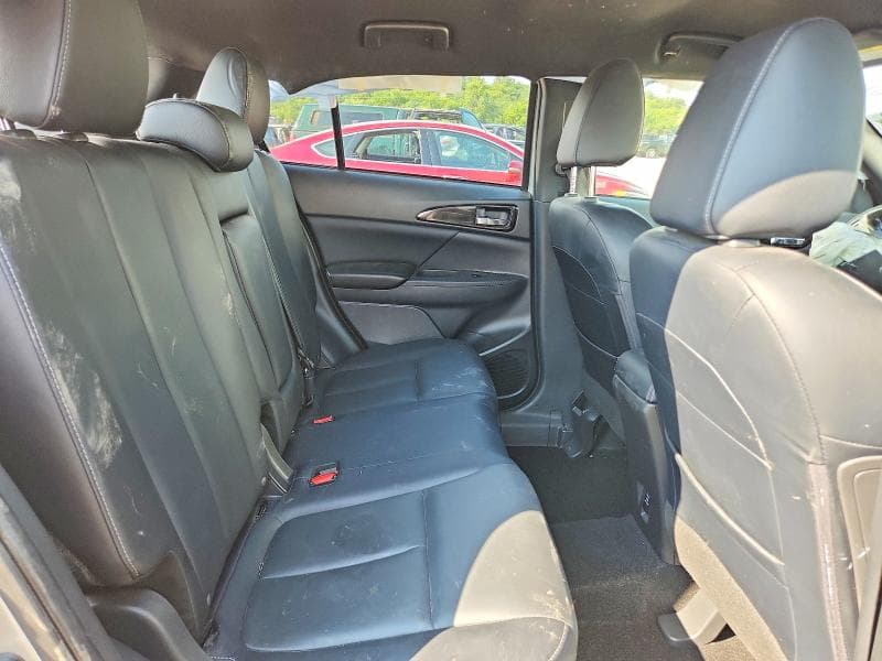 2023 MITSUBISHI ECLIPSE CROSS SE 10