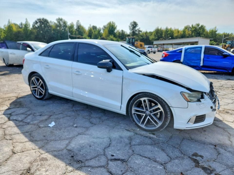 2017 AUDI A3 PREMIUM 4