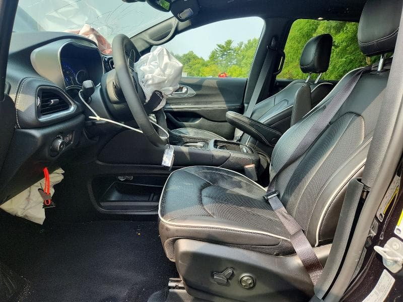 2026 CHRYSLER PACIFICA LIMITED 7
