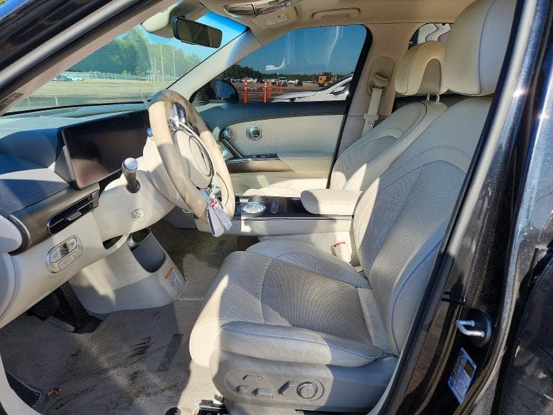 2024 GENESIS GV60 ADVANCED 7