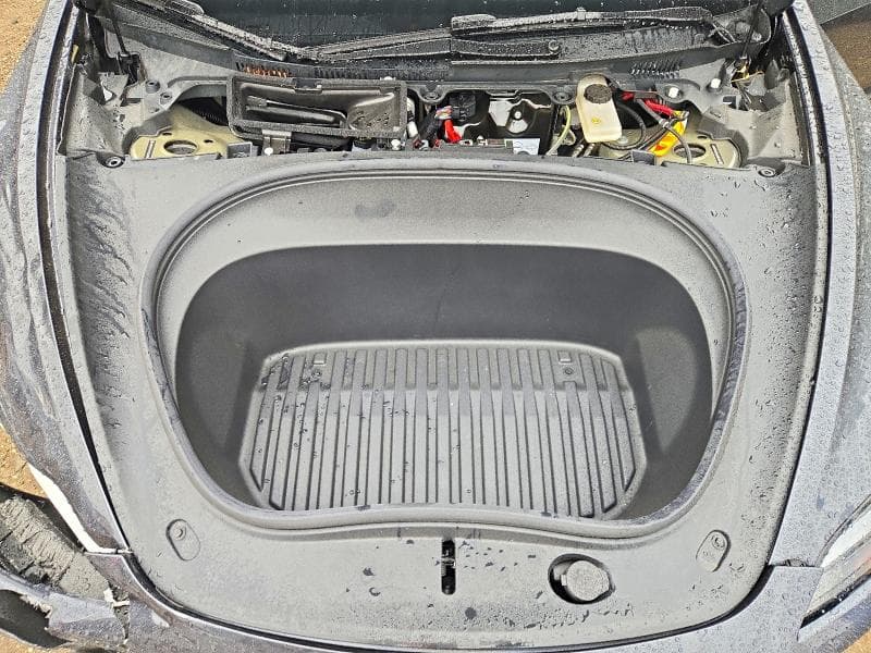 2026 TESLA MODEL 3 11