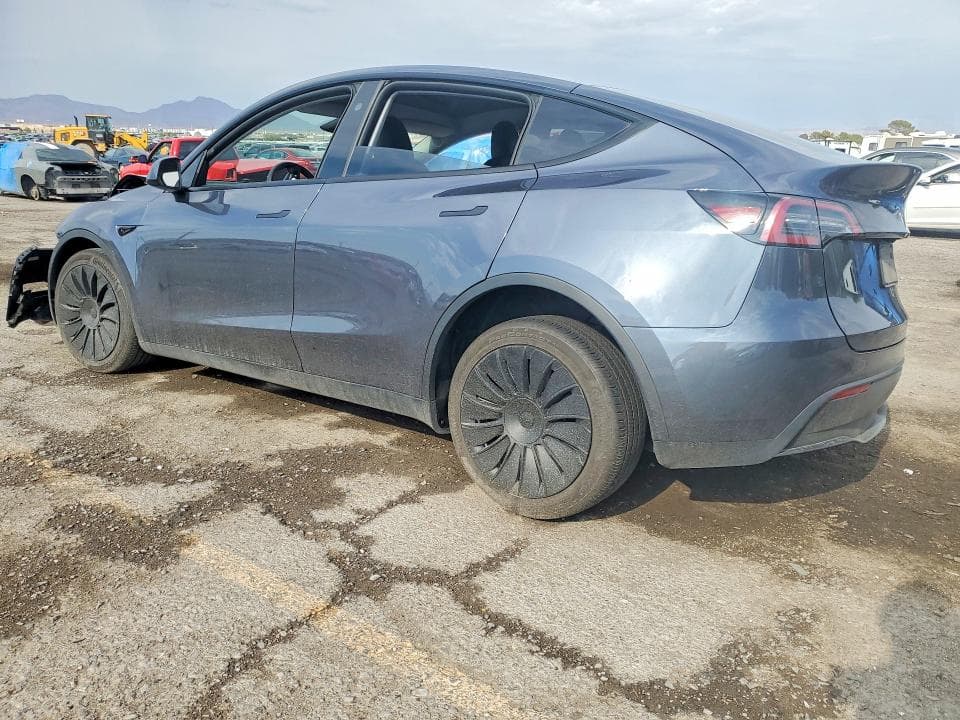 2023 TESLA MODEL Y 2